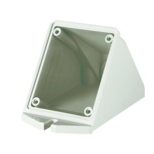Коробка для настенного монтажа с наклоном розеток с фланцем 84*106 мм DKC DIS5700132