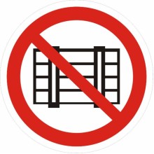 Знак P 12 "Запрещается загромождать проходы и (или) складировать" 200х200,пленка самоклеящаяся EKF (an-p-12)