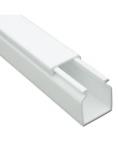 Кабель-канал 30x25 ЭЛЕКОР (32 м/уп) IEK CKK10-030-025-1-K01 в Коврове Кабель-канал Pintop.ru