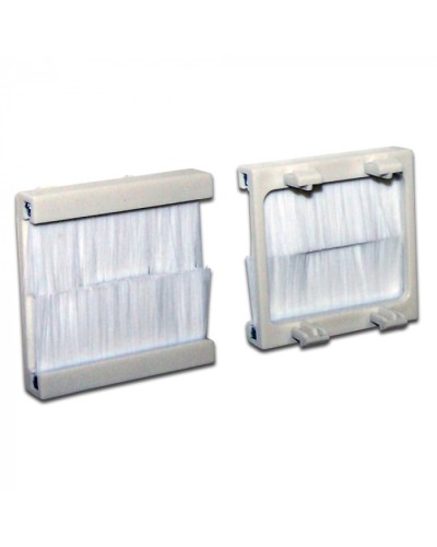 Вставка с белым щеточным вводом, 45х45 LANMASTER (LAN-SIP-23BR-WH) в Коврове Коннекторы ВО Pintop.ru