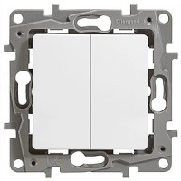 Выключатель двухклавишный 10 AX 250 В белый Etika Legrand 672202
